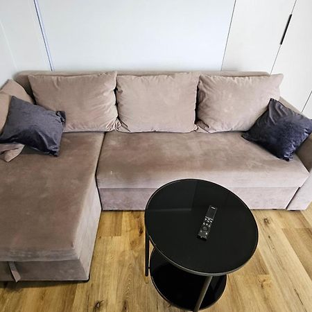 Apartament Bulgarska 59 - Sypialnia I Salon - 40M2 - Self Check In 24H Poznań Extérieur photo