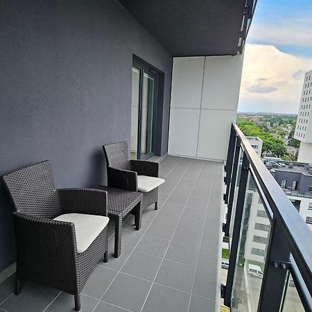 Apartament Bulgarska 59 - Sypialnia I Salon - 40M2 - Self Check In 24H Poznań Extérieur photo
